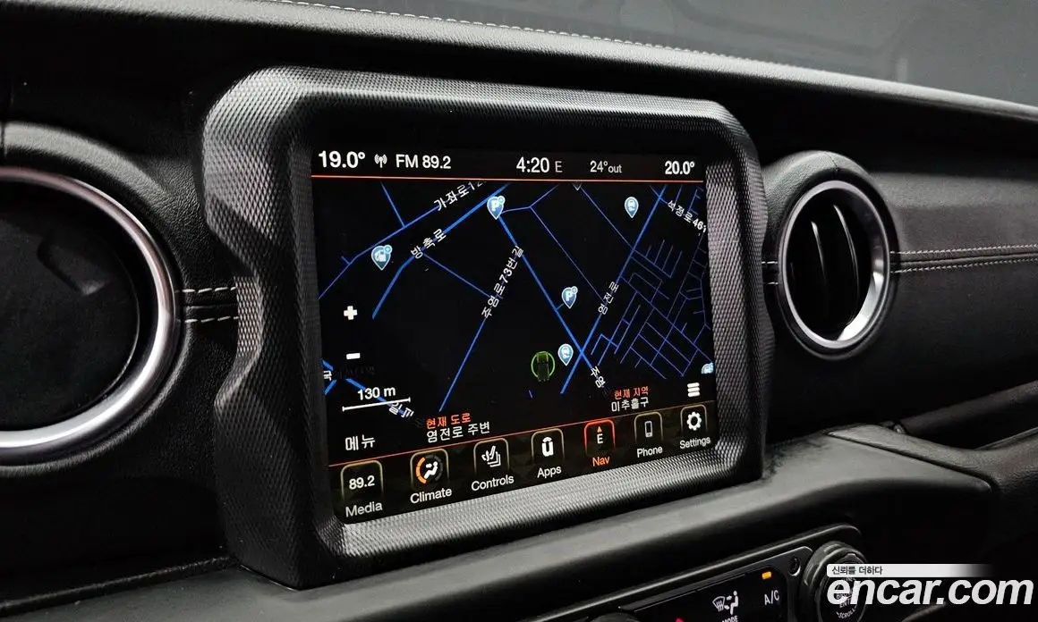 Jeep Wrangler 2022 2.0 автомат (гидро), фото 27