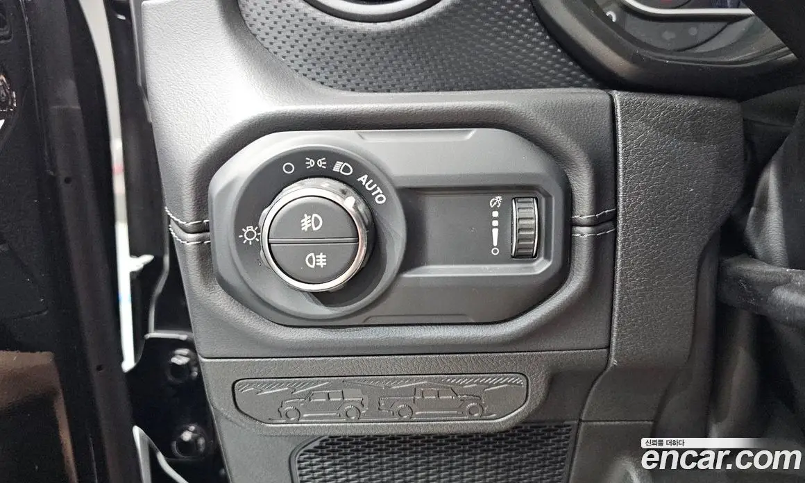 Jeep Wrangler 2024 2.0 автомат (гидро), фото 22