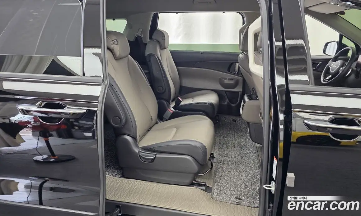 Kia Carnival 2024 2.2 автомат (гидро), фото 18