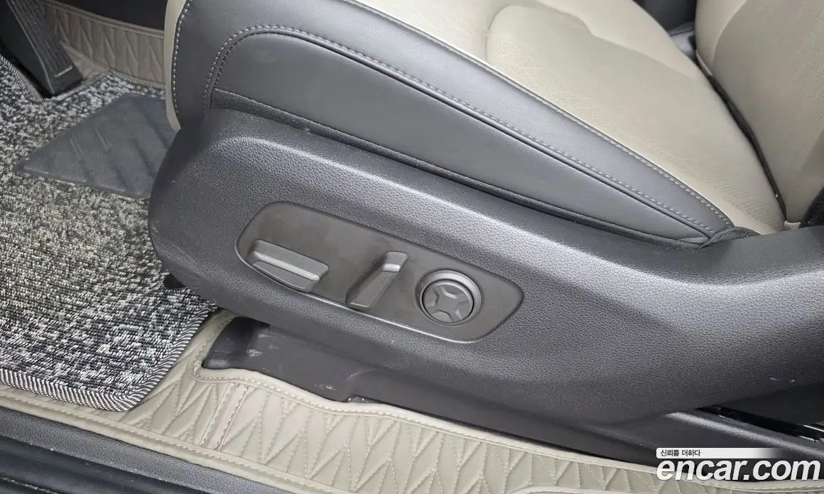 Kia Carnival 2024 2.2 автомат (гидро), фото 31