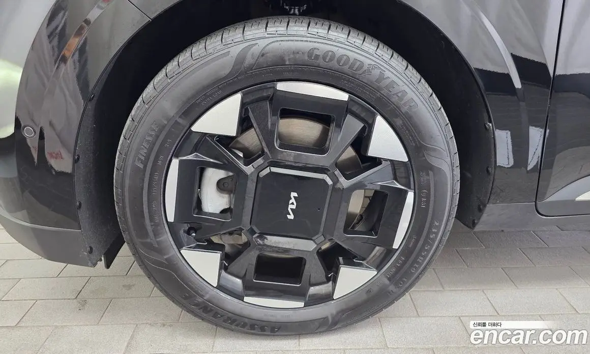 Kia Carnival 2024 2.2 автомат (гидро), фото 5
