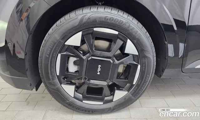Kia Carnival 2024 2.2 автомат (гидро), миниатюра 5