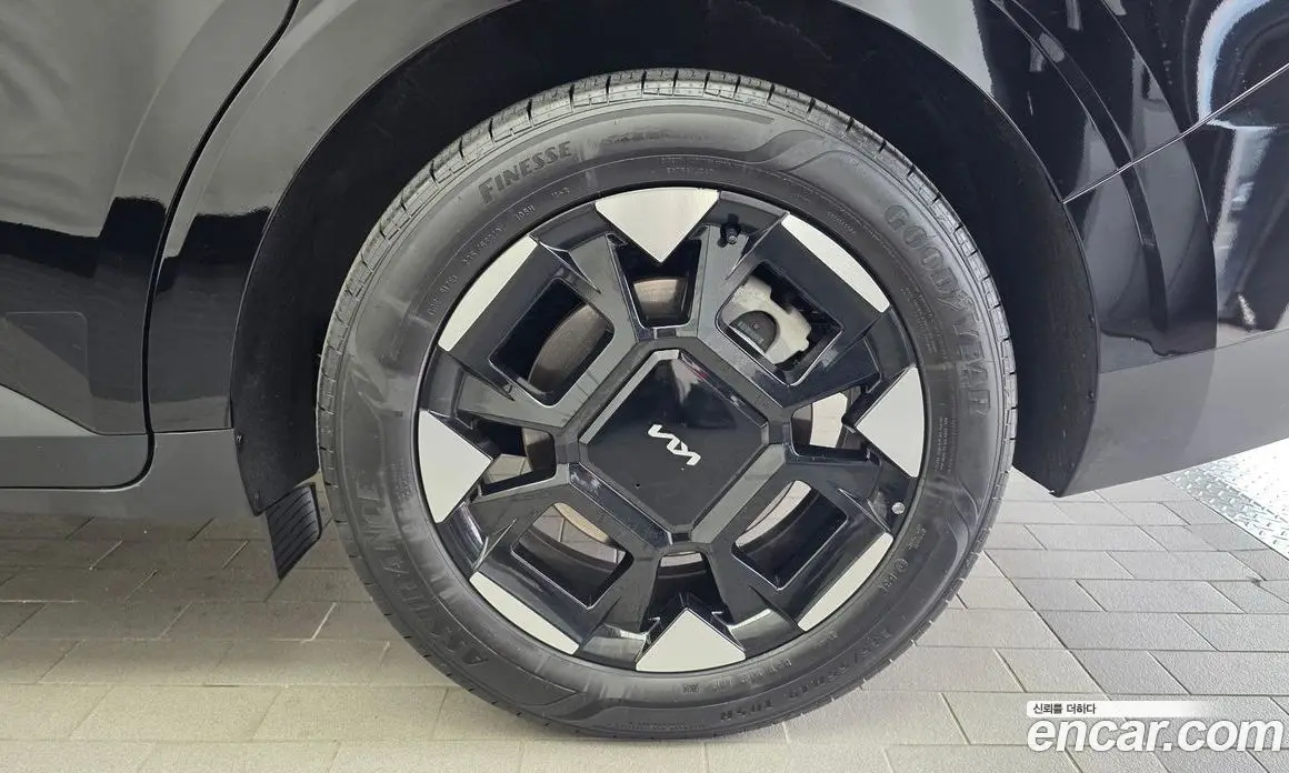 Kia Carnival 2024 2.2 автомат (гидро), фото 7