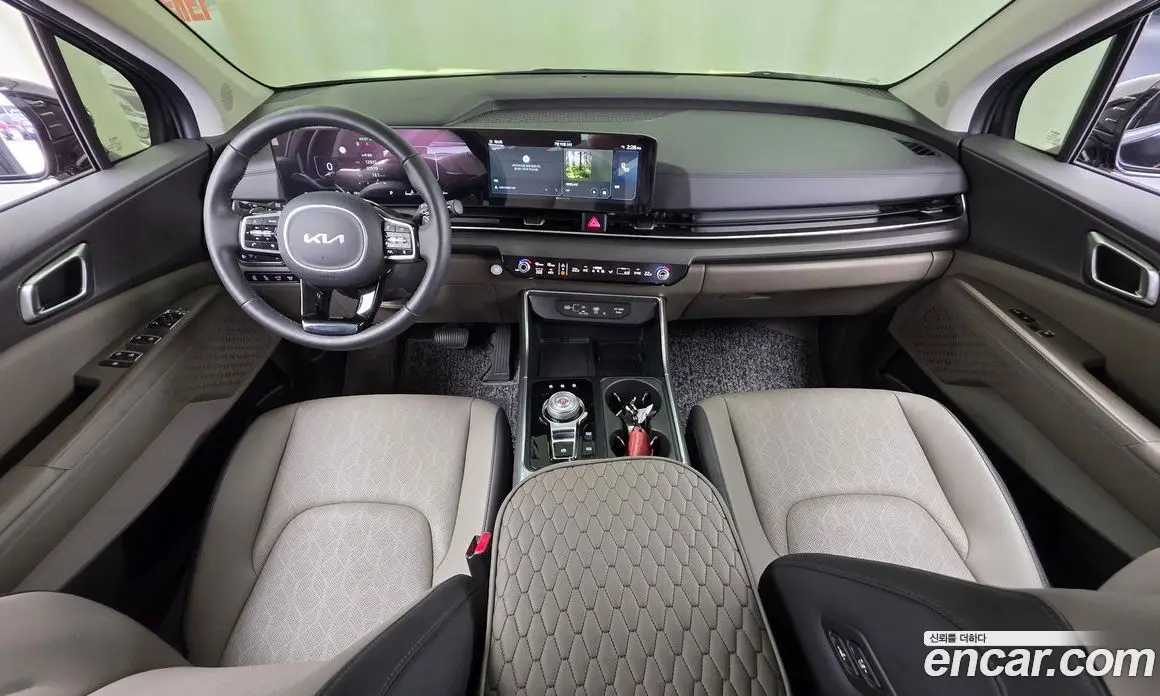 Kia Carnival 2024 2.2 автомат (гидро), фото 10
