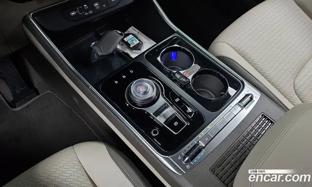 Kia Carnival 2024 3.5 автомат (гидро), миниатюра 11