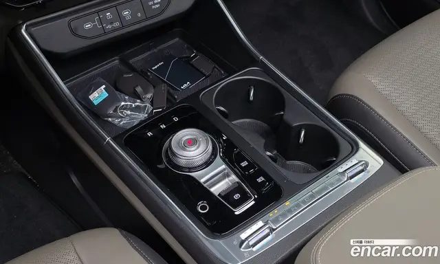 Kia Carnival 2024 1.6 автомат (гидро), миниатюра 9