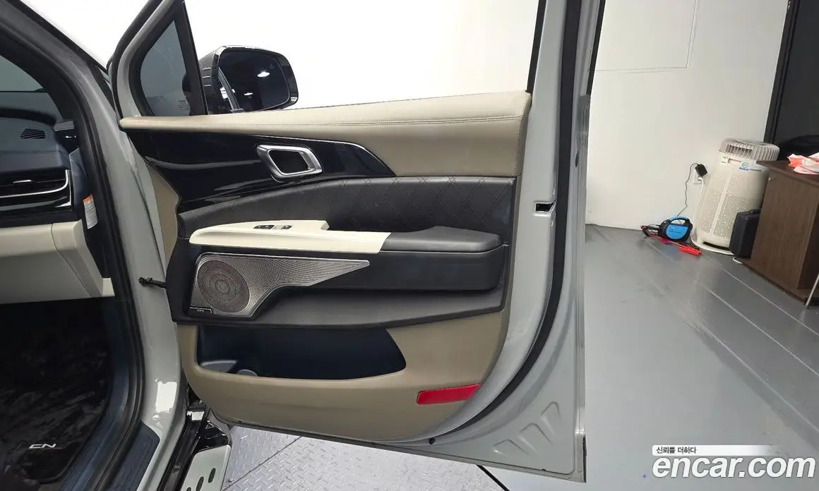 Kia Carnival 2025 1.6 автомат (гидро), фото 15