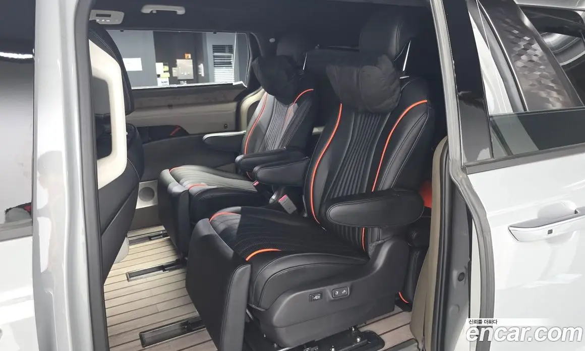 Kia Carnival 2025 1.6 автомат (гидро), фото 18