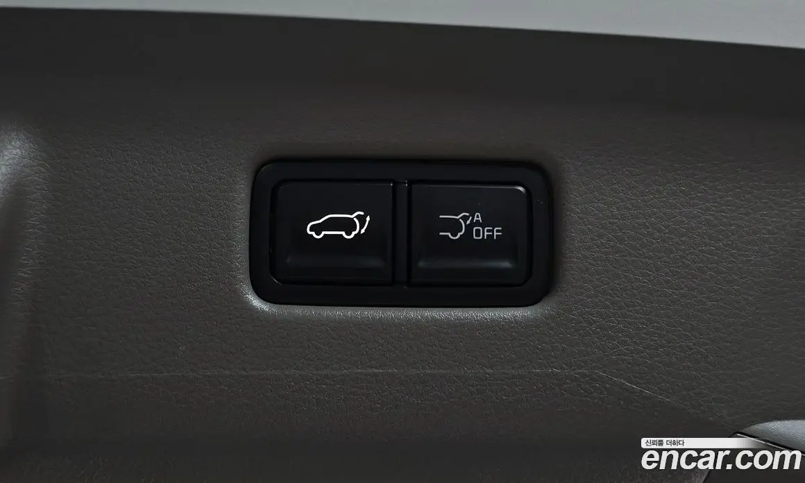 Kia Carnival 2025 1.6 автомат (гидро), фото 25