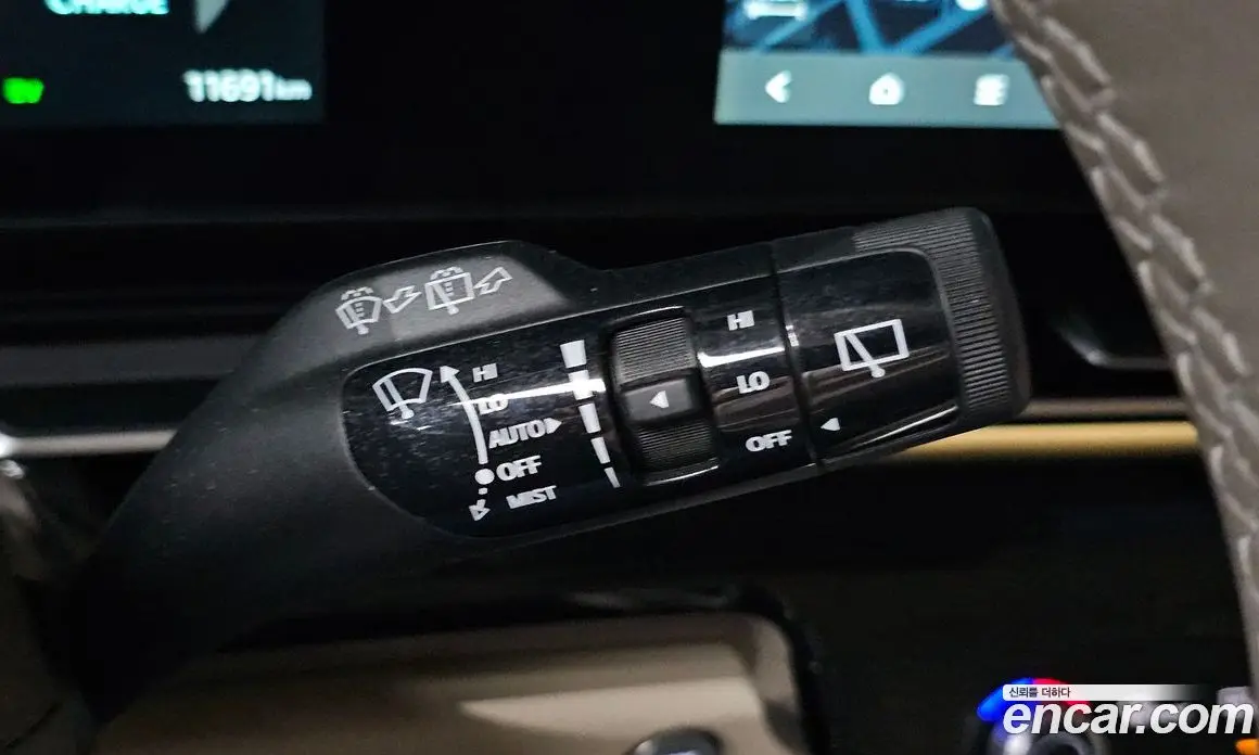 Kia Carnival 2025 1.6 автомат (гидро), фото 28