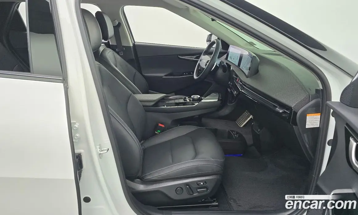Kia EV6 2023 0.1 автомат (гидро), фото 15