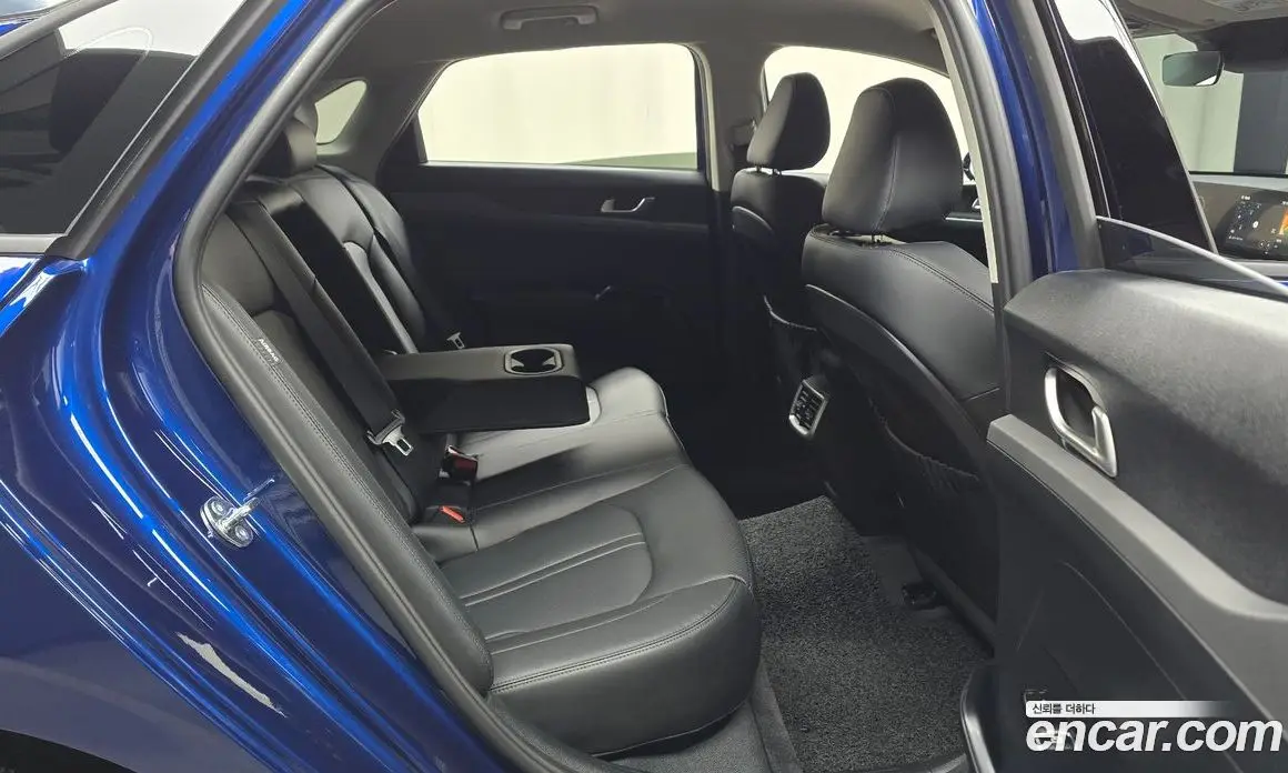 Kia K5 (Optima) 2025 1.6 автомат (гидро), фото 17