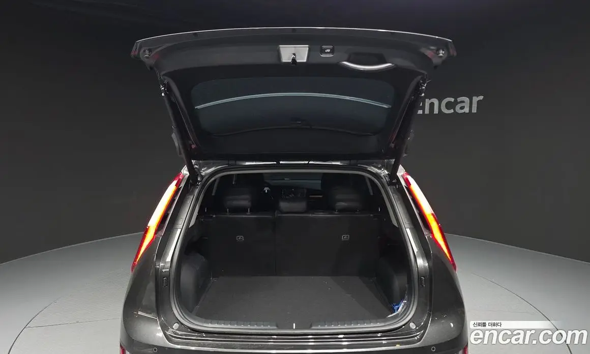 Kia Niro 2025 1.6 автомат (гидро), фото 20