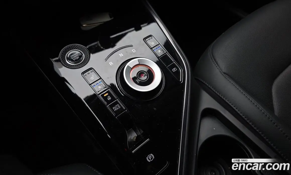 Kia Niro 2025 1.6 автомат (гидро), фото 9