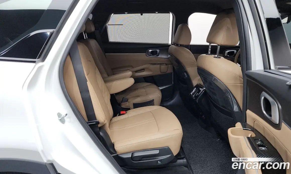 Kia Sorento 2025 1.6 автомат (гидро), фото 16