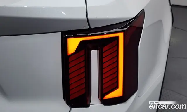 Kia Sorento 2025 1.6 автомат (гидро), миниатюра 8