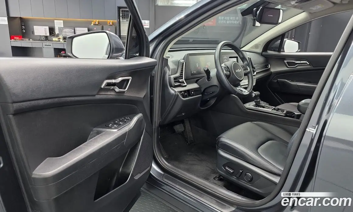 Kia Sportage 2023 2.0 автомат (гидро), фото 12