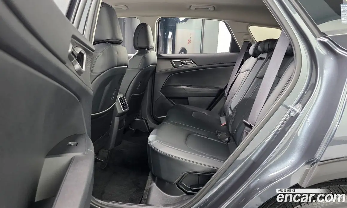 Kia Sportage 2023 2.0 автомат (гидро), фото 17