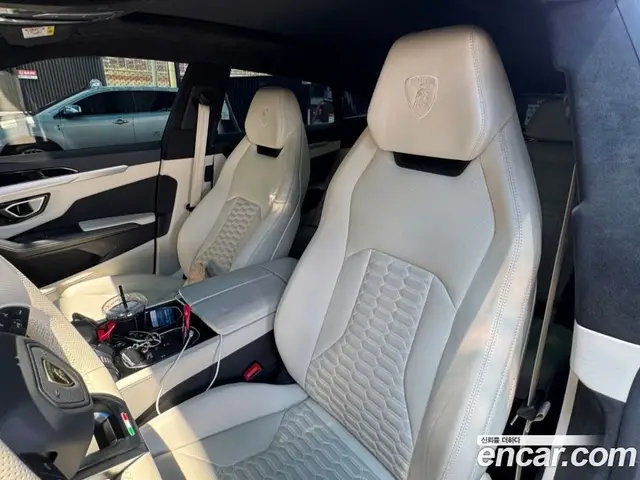 Lamborghini Urus 2020 4.0 автомат (гидро), миниатюра 12