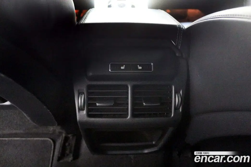Land Rover Range Rover Evoque 2016 2.0 автомат (гидро), фото 18 Land Rover Range Rover Evoque 2016 2.0 автомат (гидро), фото 18