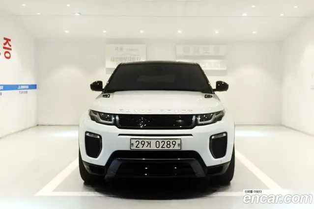 Land Rover Range Rover Evoque 2016 2.0 автомат (гидро), миниатюра 3 Land Rover Range Rover Evoque 2016 2.0 автомат (гидро), миниатюра 3
