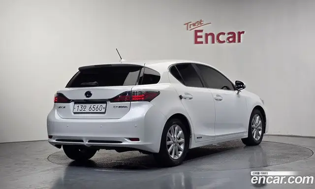 Lexus CT200h 2012 1.8 автомат (гидро), миниатюра 2
