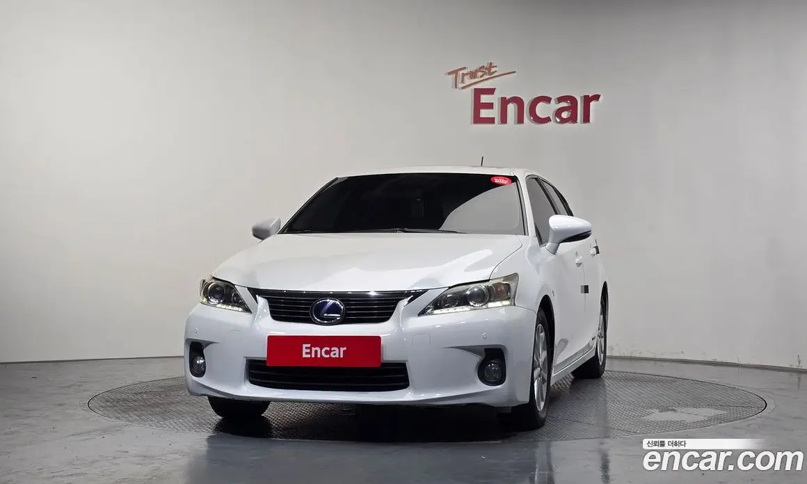 Lexus CT200h 2012 1.8 автомат (гидро), фото 3