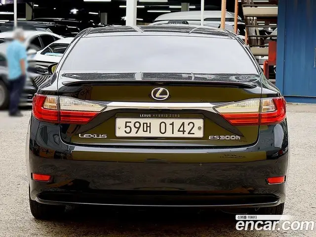 Lexus ES 2016 2.5 автомат (гидро), миниатюра 2