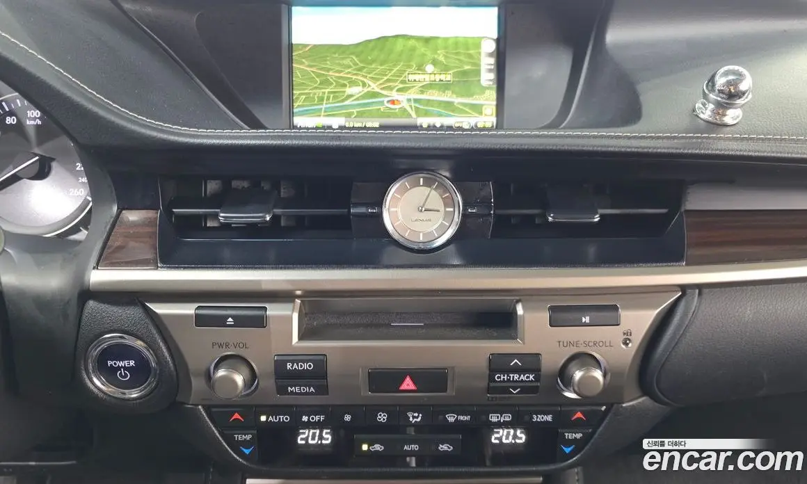 Lexus ES 2017 2.5 автомат (гидро), фото 14