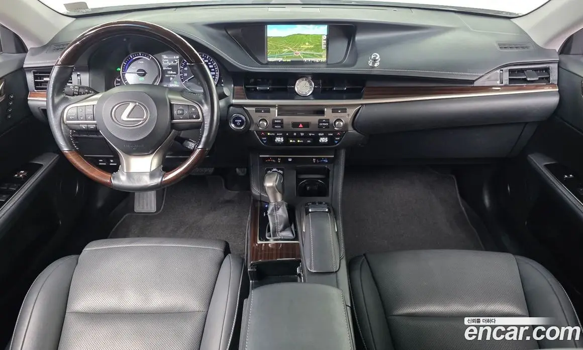 Lexus ES 2017 2.5 автомат (гидро), фото 7