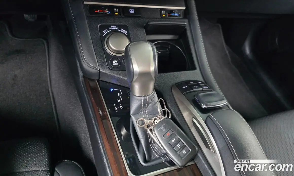 Lexus ES 2017 2.5 автомат (гидро), фото 9