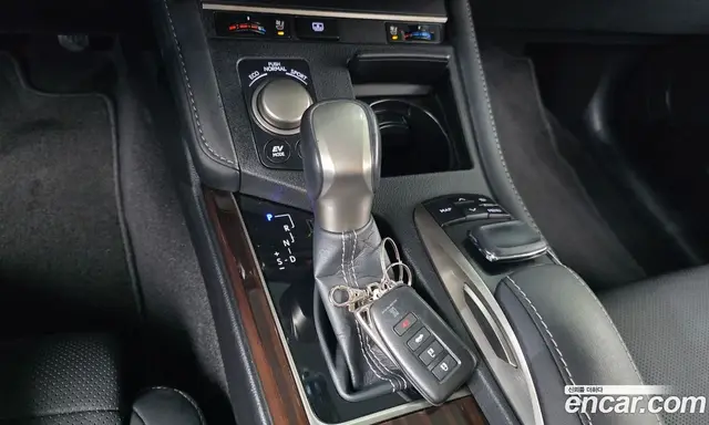 Lexus ES 2017 2.5 автомат (гидро), миниатюра 9