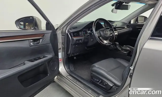Lexus ES 2017 2.5 автомат (гидро), миниатюра 10