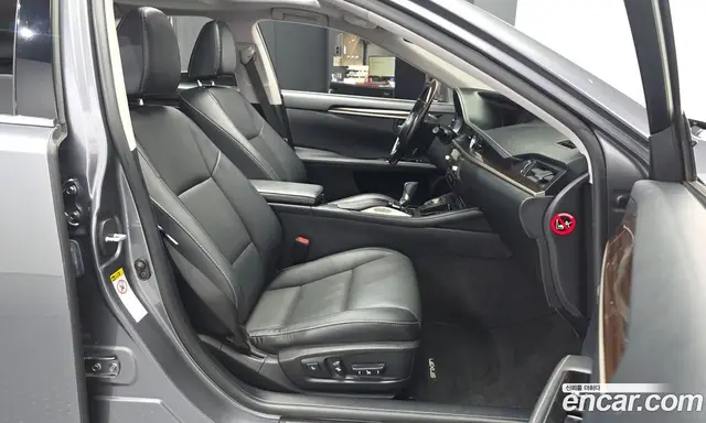Lexus ES 2017 2.5 автомат (гидро), миниатюра 11