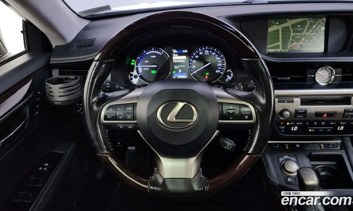 Lexus ES 2017 2.5 автомат (гидро), фото 13