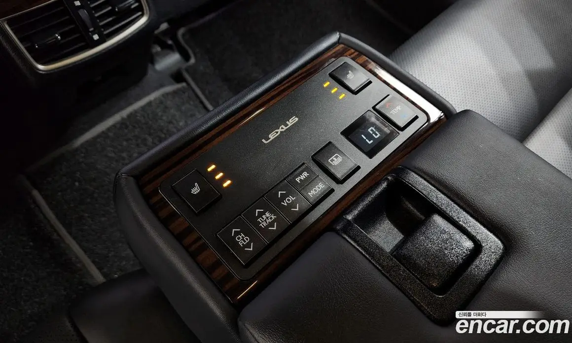 Lexus ES 2017 2.5 автомат (гидро), фото 19