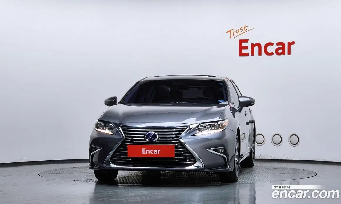 Lexus ES 2017 2.5 автомат (гидро), фото 3