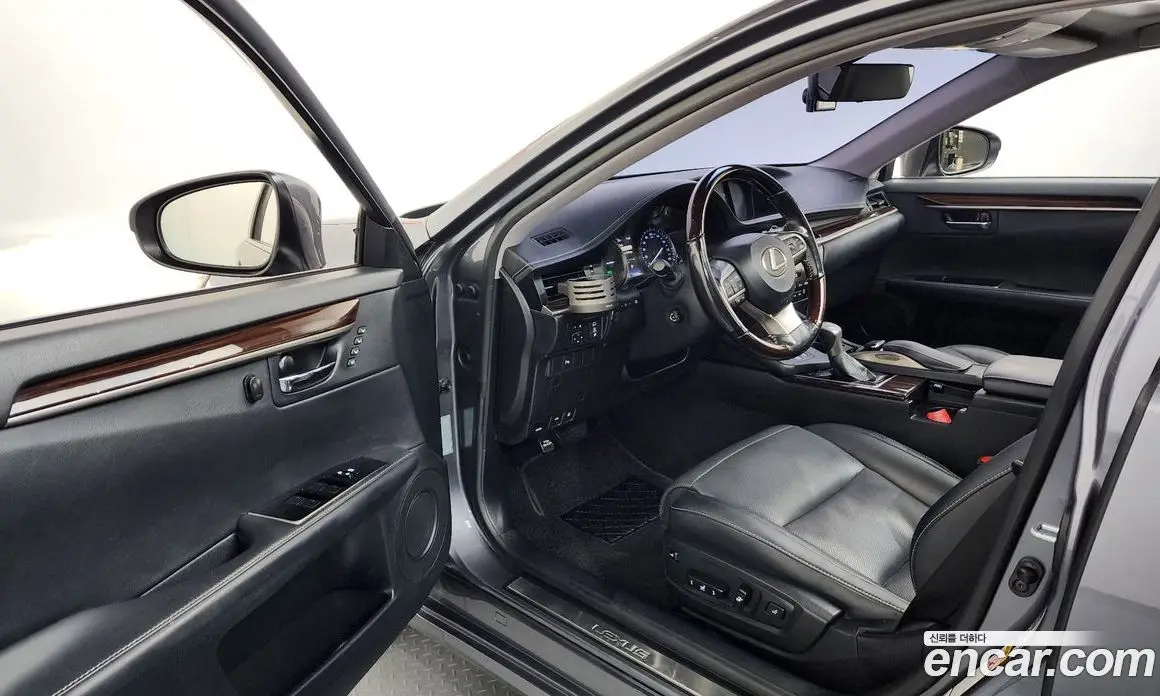 Lexus ES 2017 2.5 автомат (гидро), фото 10