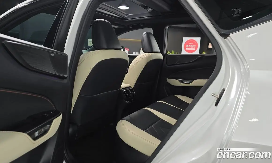 Lexus NX 2023 2.5 автомат (гидро), фото 11