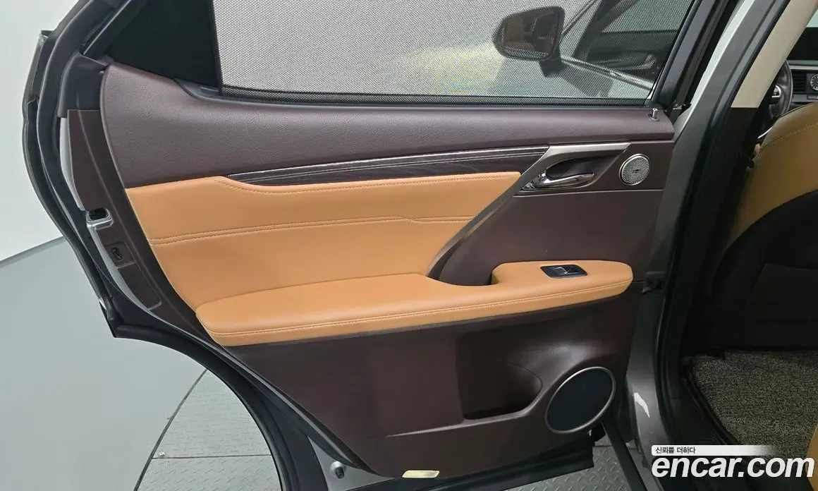 Lexus RX 2018 3.5 автомат (гидро), фото 14