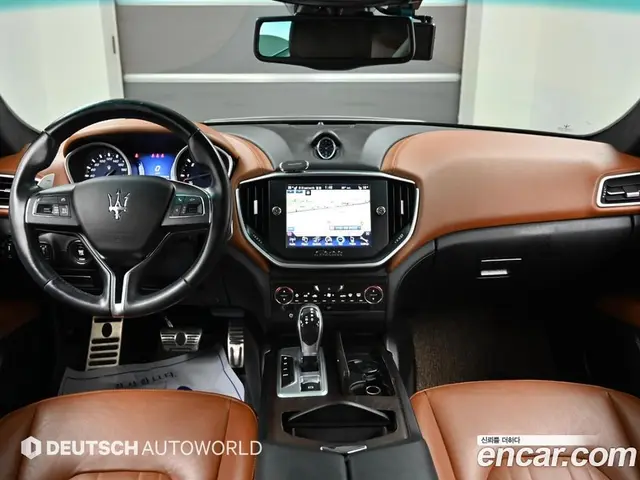 Maserati Ghibli 2016 3.0 автомат (гидро), миниатюра 7