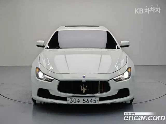 Maserati Ghibli 2016 3.0 автомат (гидро), миниатюра 2