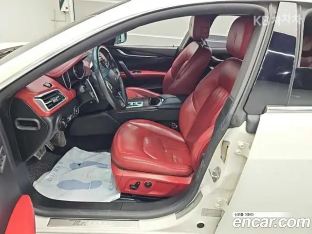 Maserati Ghibli 2016 3.0 автомат (гидро), миниатюра 12