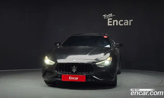 Maserati Ghibli 2018 3.0 автомат (гидро), миниатюра 3