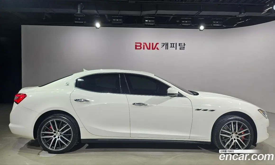 Maserati Ghibli 2020 3.0 автомат (гидро), фото 7