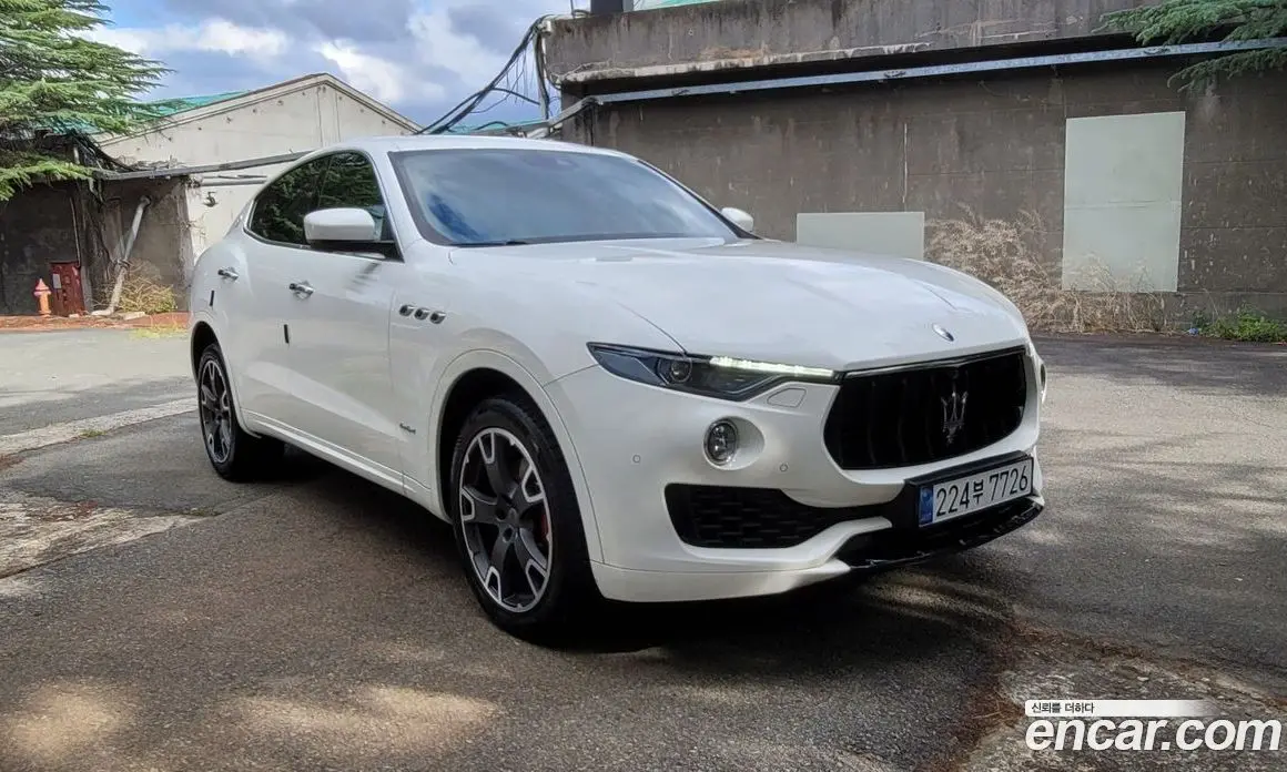 Maserati Levante 2017 3.0 автомат (гидро), фото 3