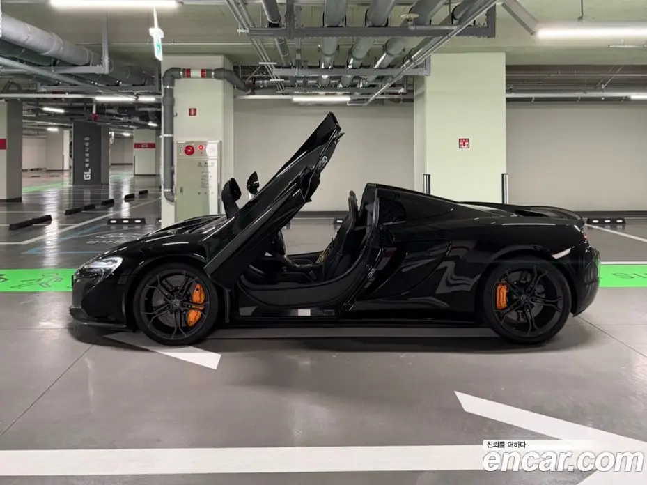 McLaren 650S 2015 3.8 автомат (гидро), фото 16