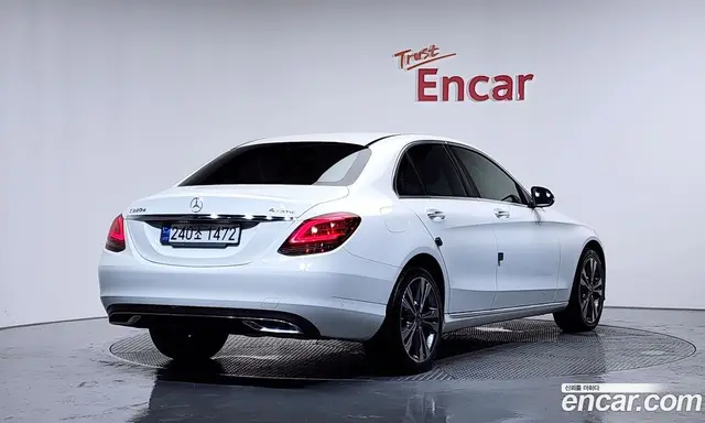 Mercedes-Benz C-Class 2021 1.9 автомат (гидро), миниатюра 2