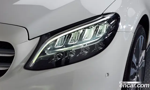 Mercedes-Benz C-Class 2021 1.9 автомат (гидро), миниатюра 8