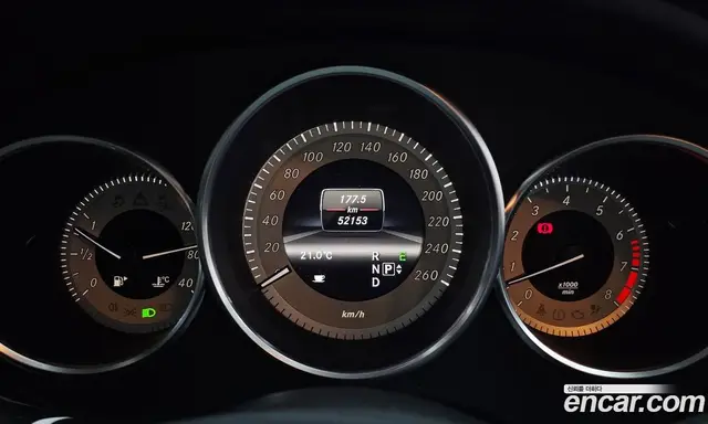Mercedes-Benz CLS-Class 2012 3.5 автомат (гидро), миниатюра 8